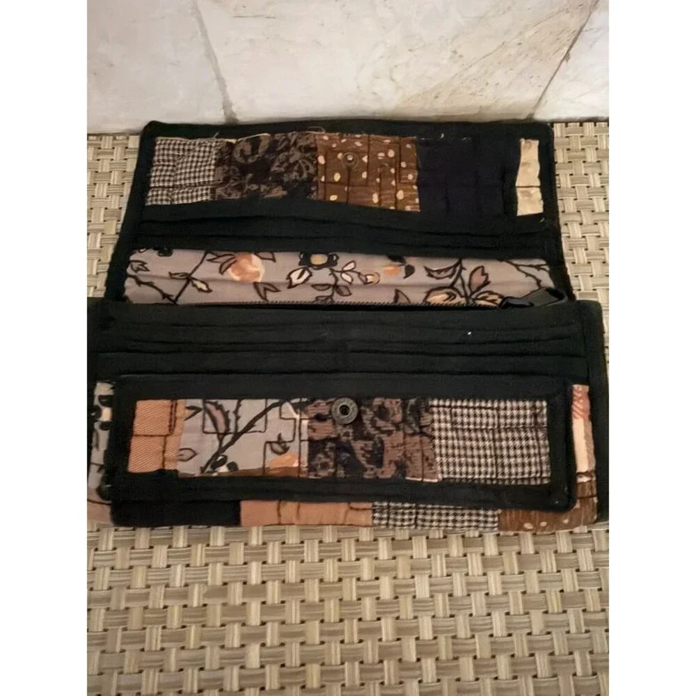Donna sharp vintage wallet